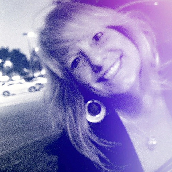cecy33
